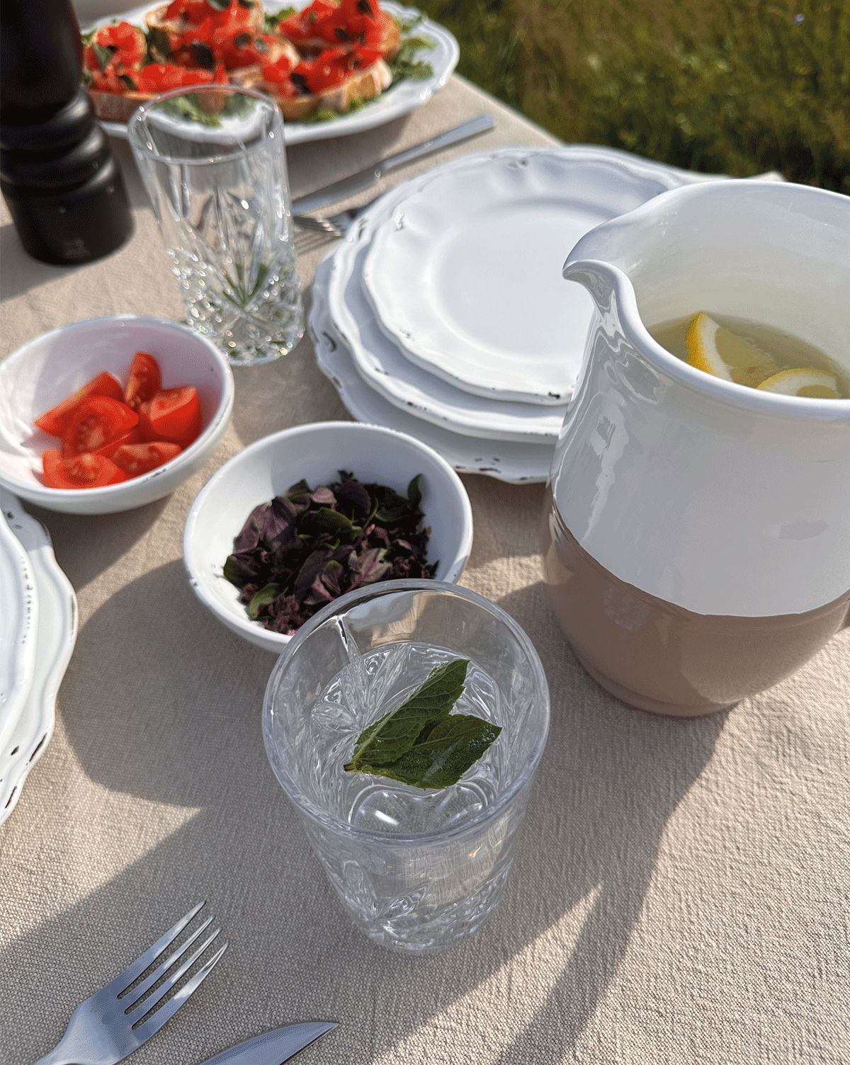 4-teiliges Set Antipastischale weiß